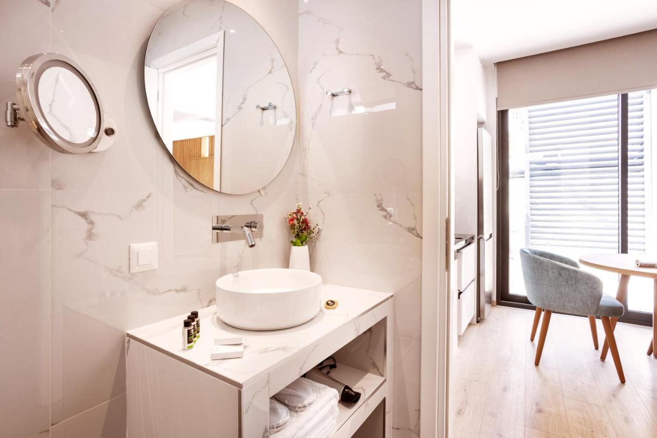 Days City Suites Athena Bagian luar foto