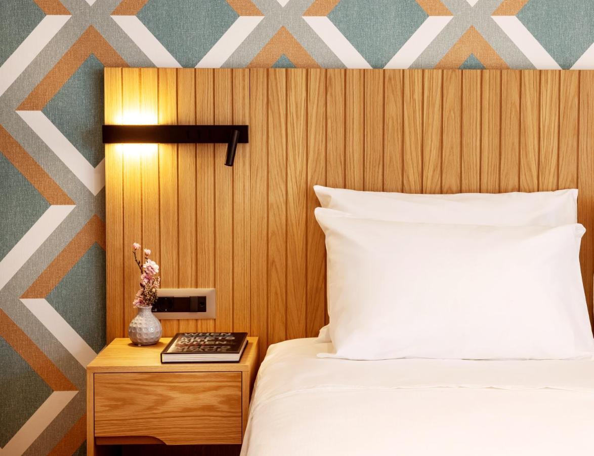 Days City Suites Athena Bagian luar foto