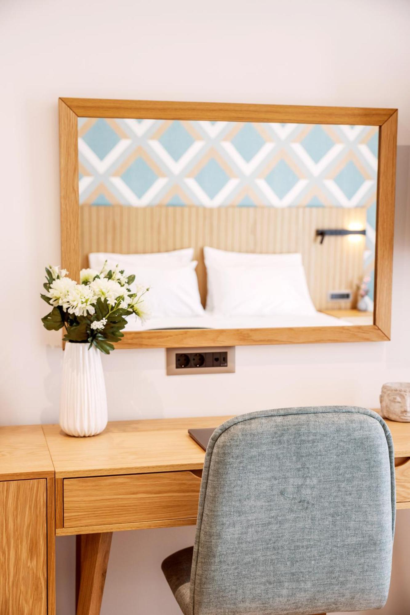Days City Suites Athena Bagian luar foto